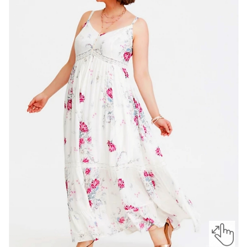 🐣🐰Torrid Ivory Floral Maxi Size 0 NWT